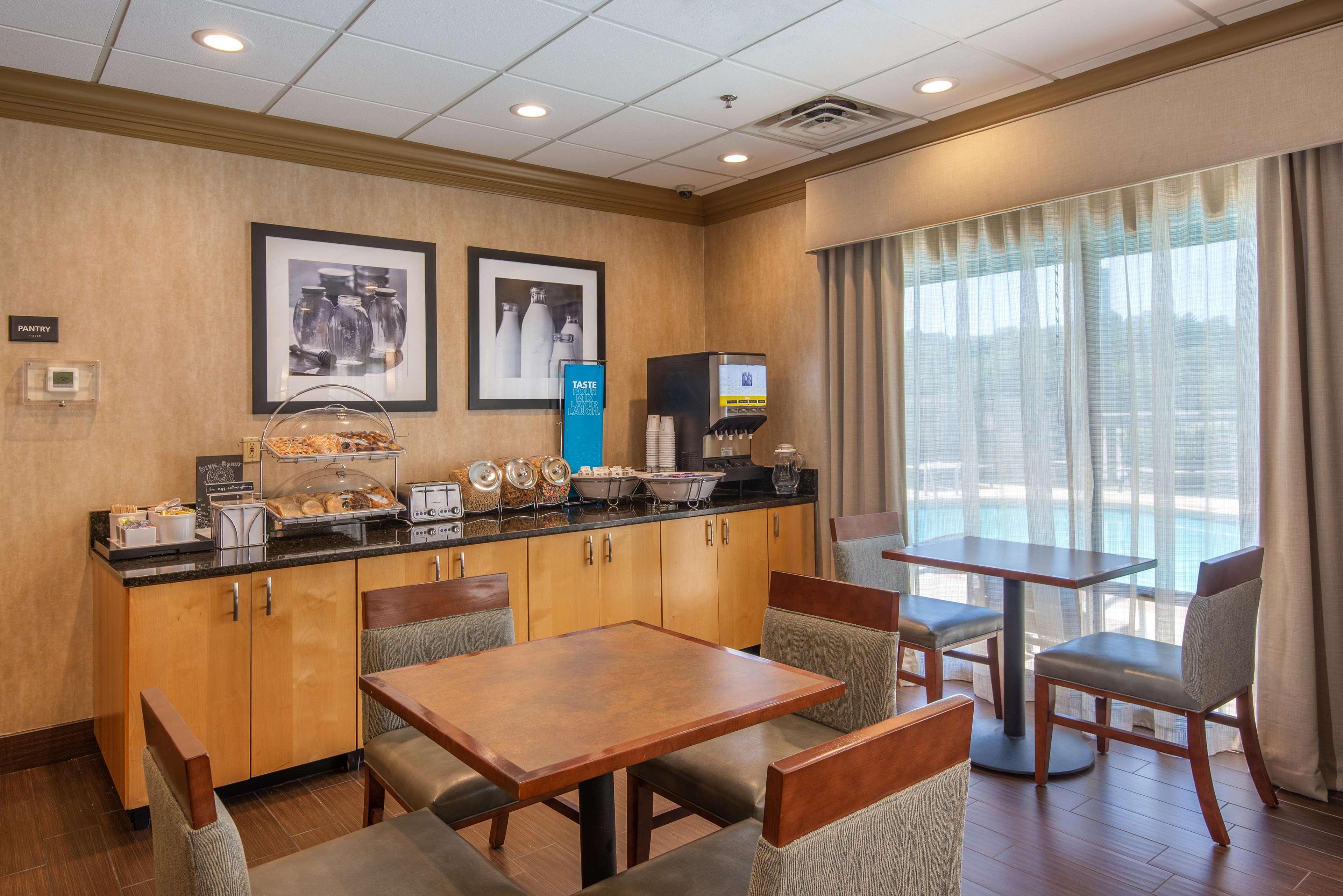 Hampton Inn Wilkesboro Exterior foto