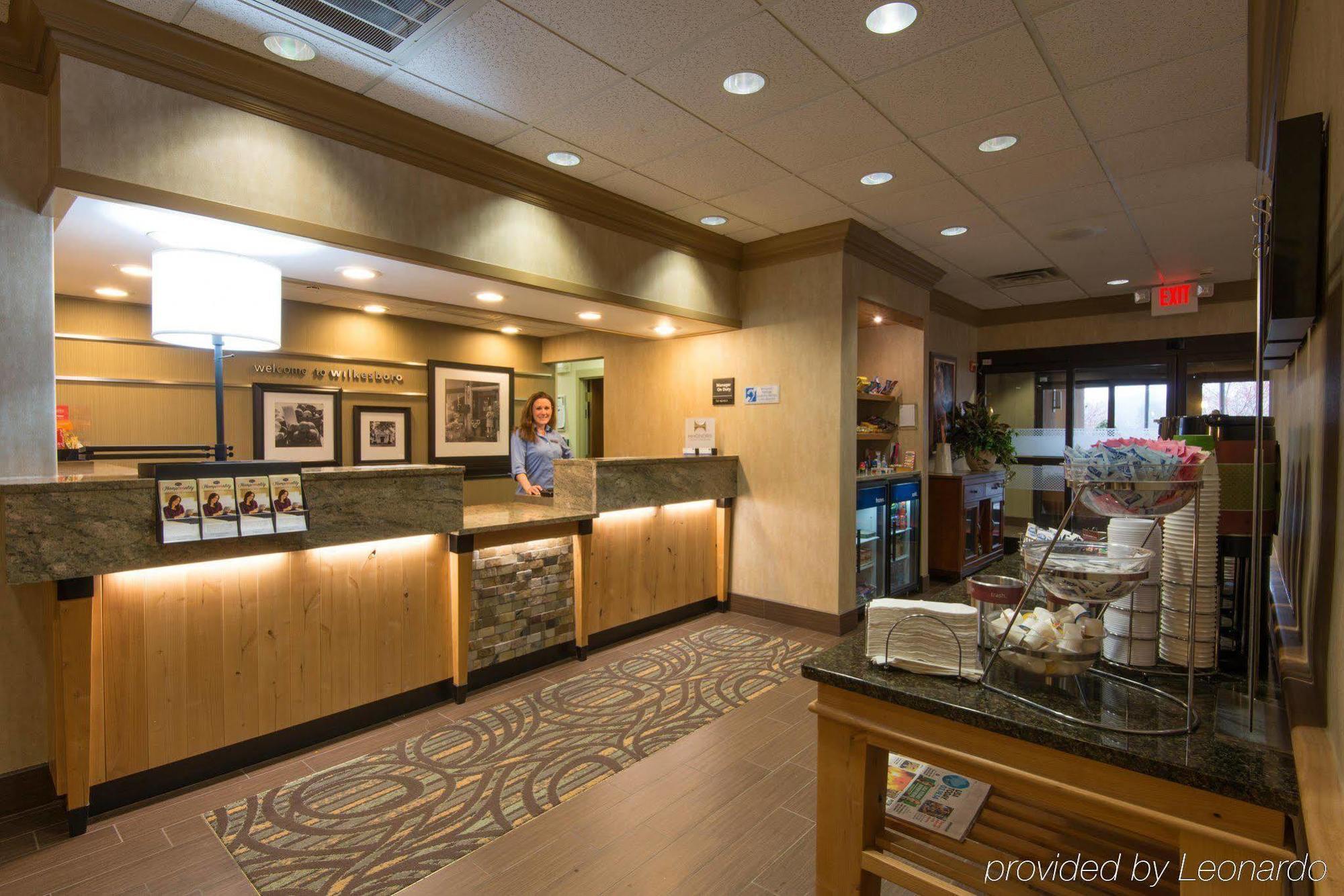Hampton Inn Wilkesboro Exterior foto